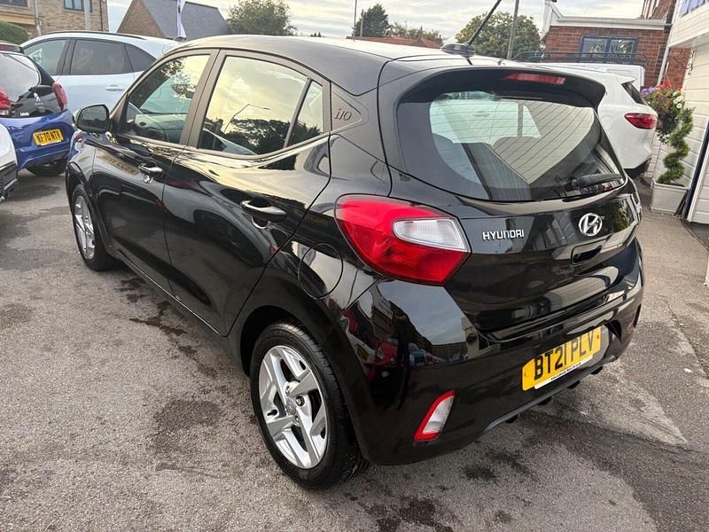 Used Hyundai i10 SE 84 HP (61 kW) 2021 Black Hatchback