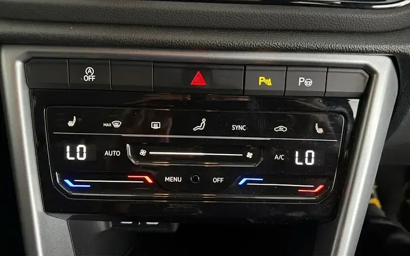 Used VW T-Roc S 110 HP (80 kW) 2022 Black SUV
