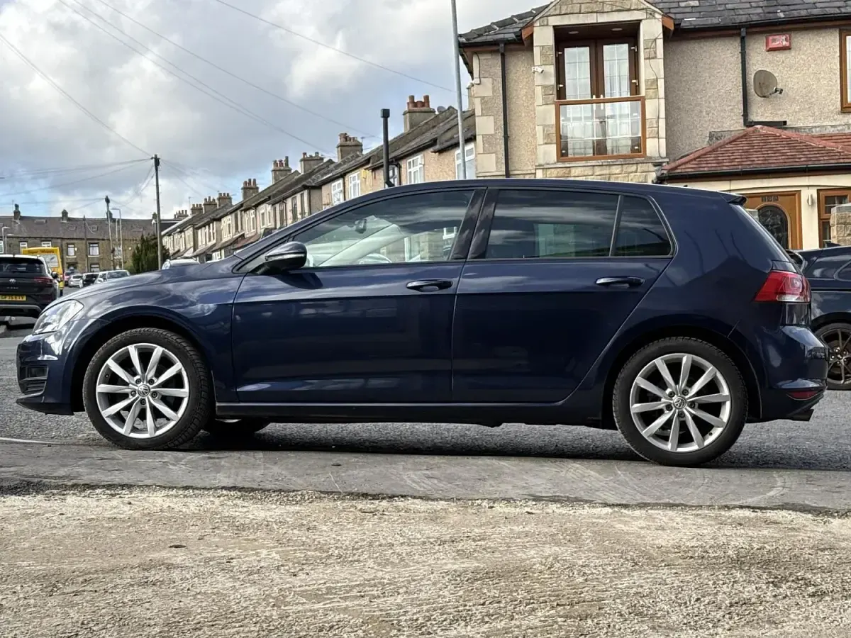 Used VW Golf VII GT 150 HP (110 kW) 2014 Blue Hatchback