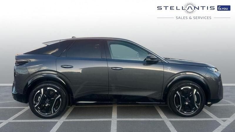 Used Peugeot e-3008 GT 152 kW (207 HP) 2025 Grey SUV