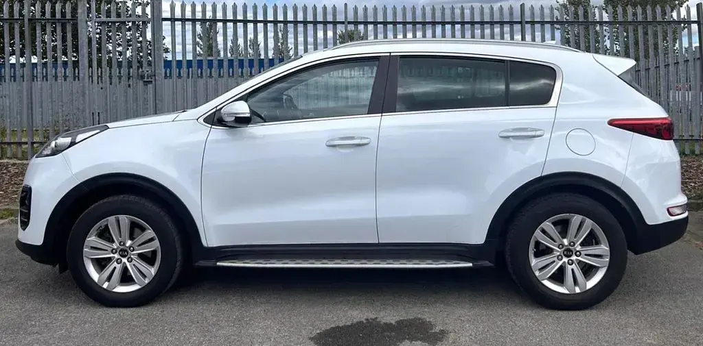 Used Kia Sportage 114 HP (83 kW) 2016 White SUV
