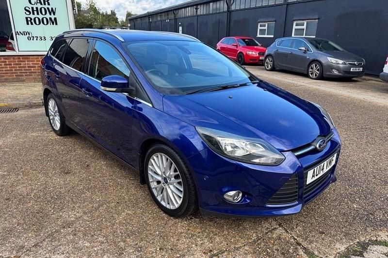 Blue Used 2014 Ford Focus Zetec Estate | £4,995 (Fair price) - Image 1/1