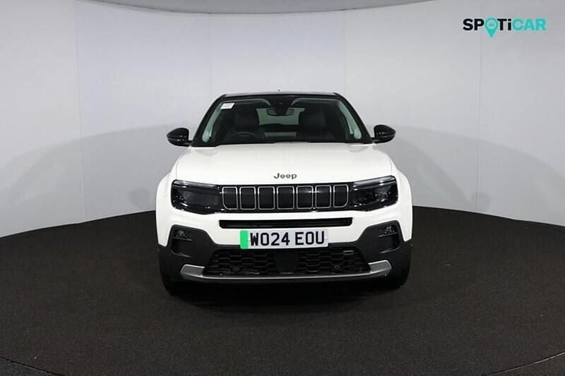 White Used 2024 Jeep Avenger EV Summit SUV | £17,990 (Fair price) - Image 1/4