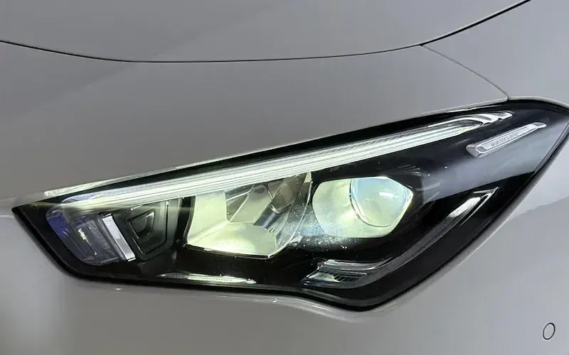 Used Mercedes CLA200 Executive 163 HP (119 kW) 2023 White Coupe
