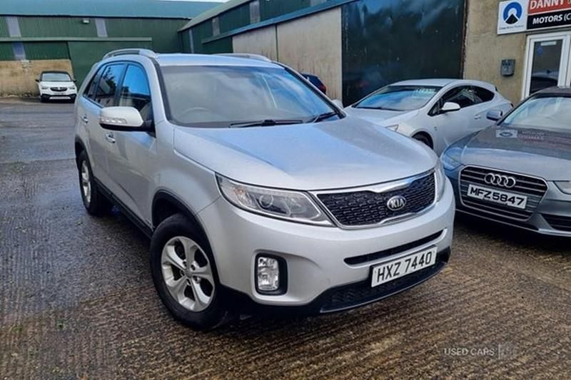 Silver Used 2015 Kia Sorento 2 SUV | £7,650 (Fair price) - Image 1/1