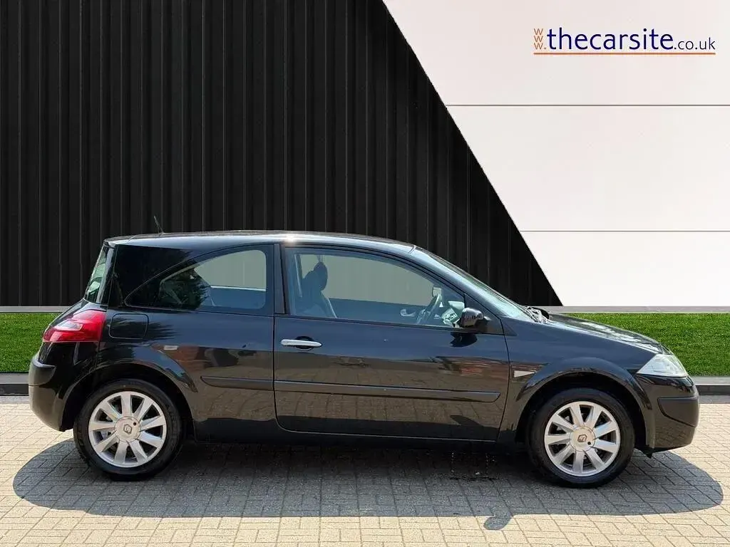 Used Renault Mégane III 2008 Black Hatchback