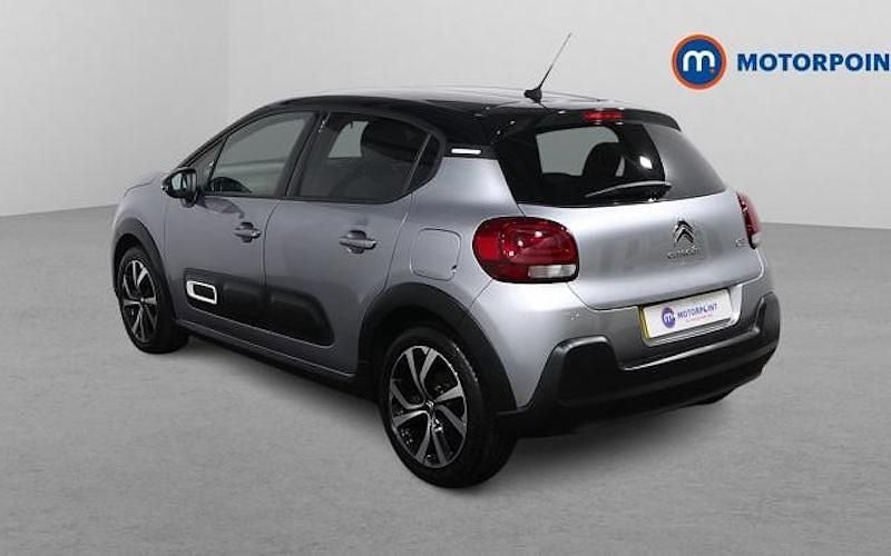 Usado Citroën C3 PureTech 110 HP (80 kW) 2023 Cinzento Citadino