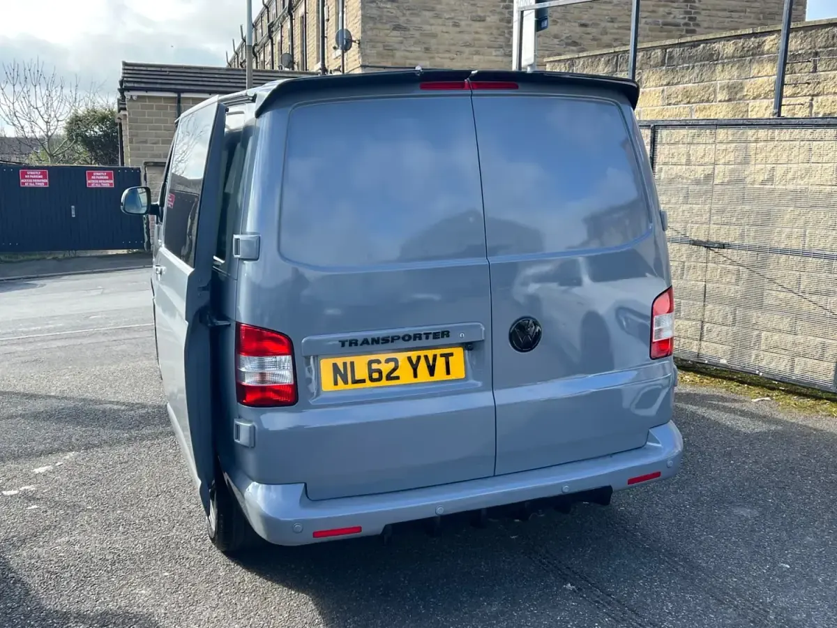 Usado VW Transporter 84 HP (61 kW) 2012 Branco Van