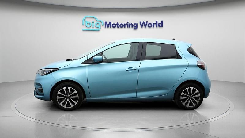Used Renault Zoe GT-Line 100 kW (136 HP) 2021 Blue Hatchback