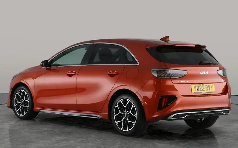 Used Kia Ceed GT-Line 160 HP (117 kW) 2022 Orange Hatchback