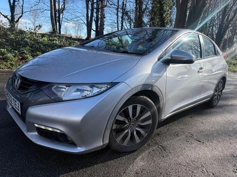 Used Honda Civic ES 2013 Silver Hatchback