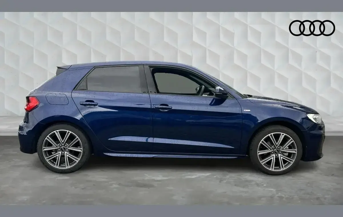Used Audi A1 S-Line 113 HP (83 kW) 2025 Blue SUV