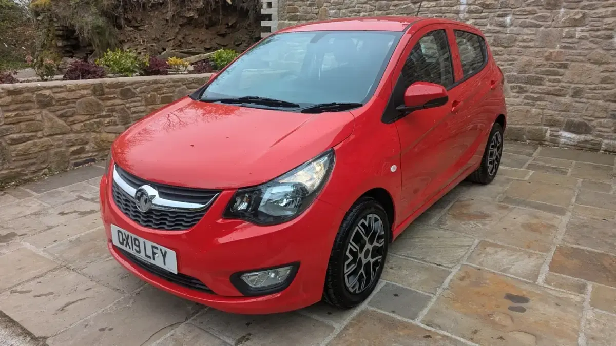 Usado Vauxhall Viva 2019 Vermelho Citadino