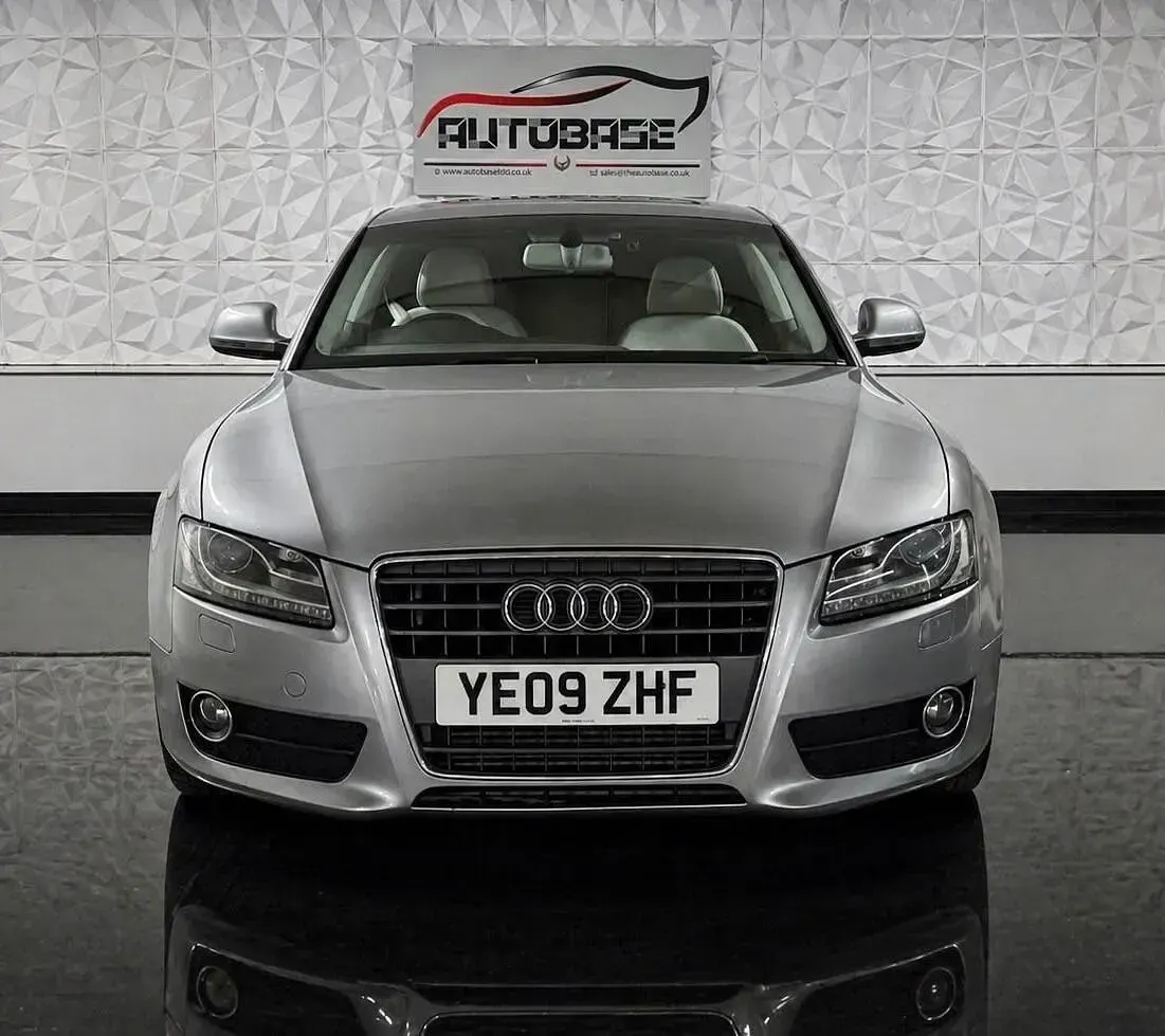 Used Audi A5 Sport 190 HP (139 kW) 2009 Grey Coupe