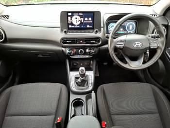 Used Hyundai Kona SE 120 HP (88 kW) 2022 White SUV