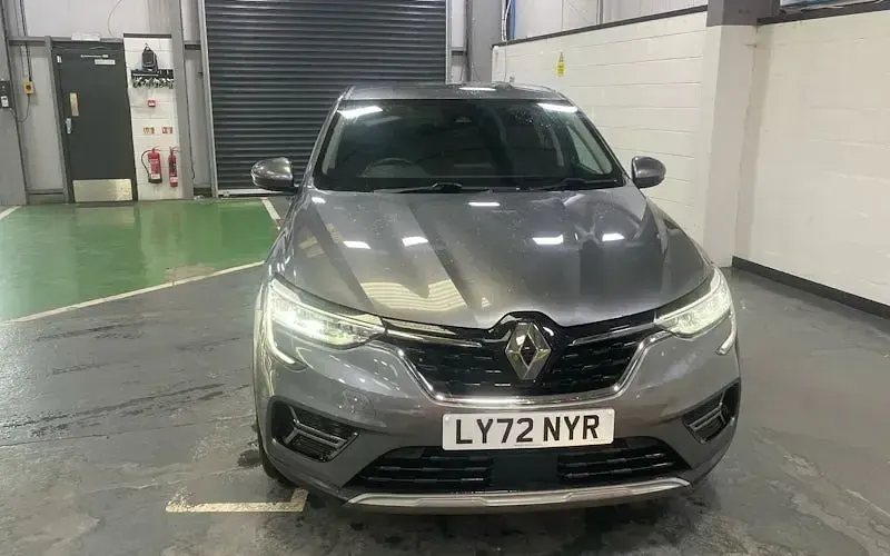 Used Renault Arkana Version S 143 HP (105 kW) 2022 Grey SUV