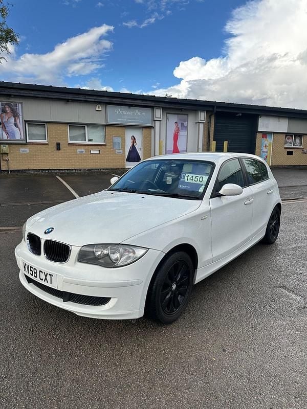White Used 2008 BMW 116 Hatchback | £1,450 (Fair price) - Image 1/4
