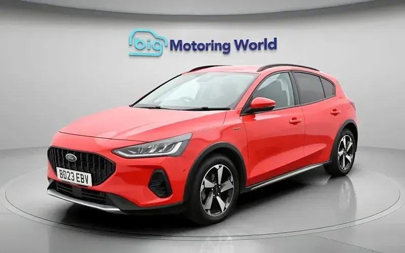 Usado Ford Focus Active 155 HP (114 kW) 2023 Vermelho Citadino