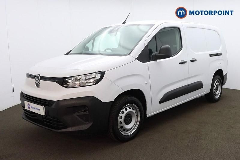 New Citroën Berlingo 100 HP (73 kW) 2026 White MPV