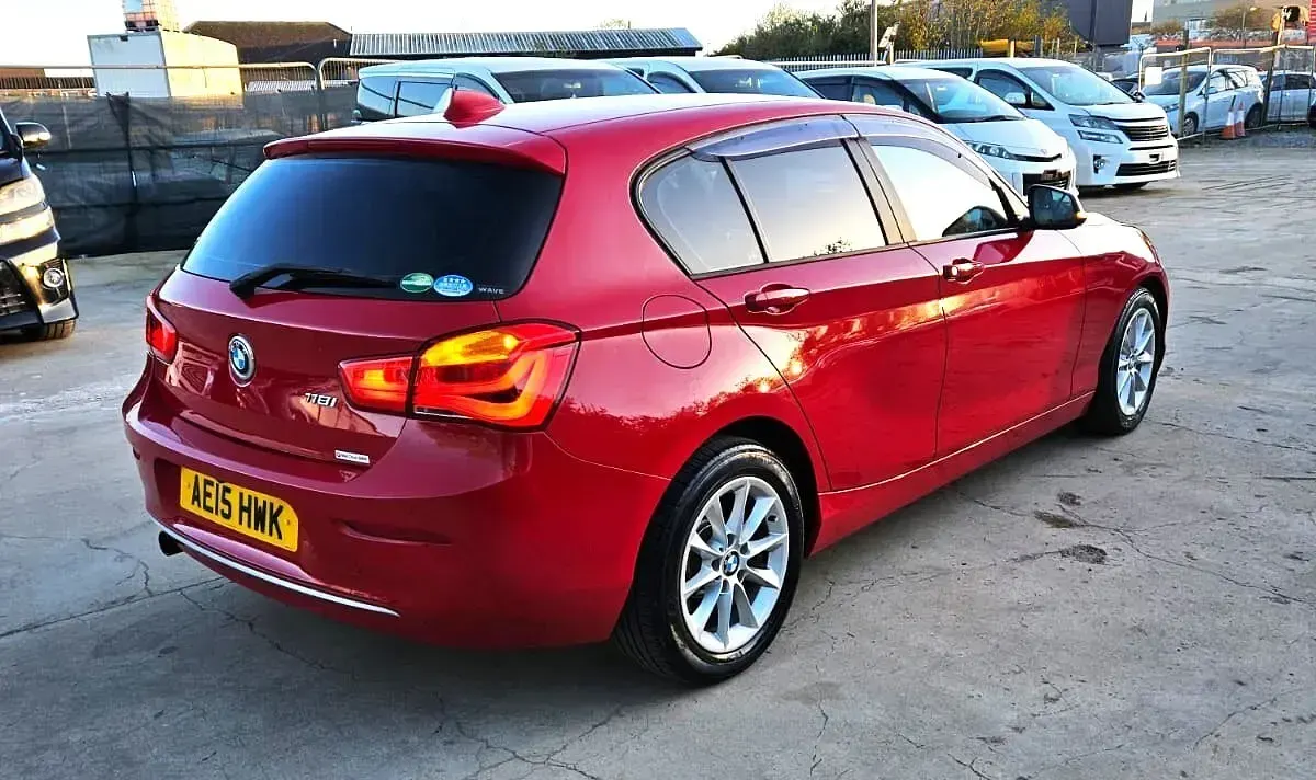 Used BMW 118 2026 Red Hatchback