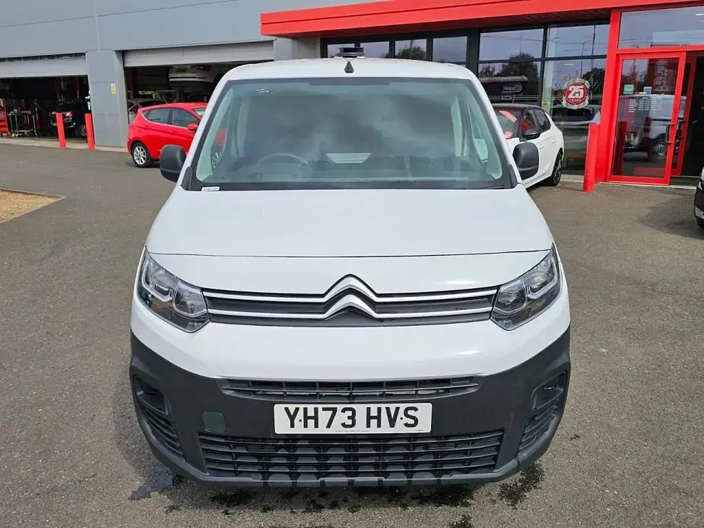 Used Citroën Berlingo 2024 White MPV