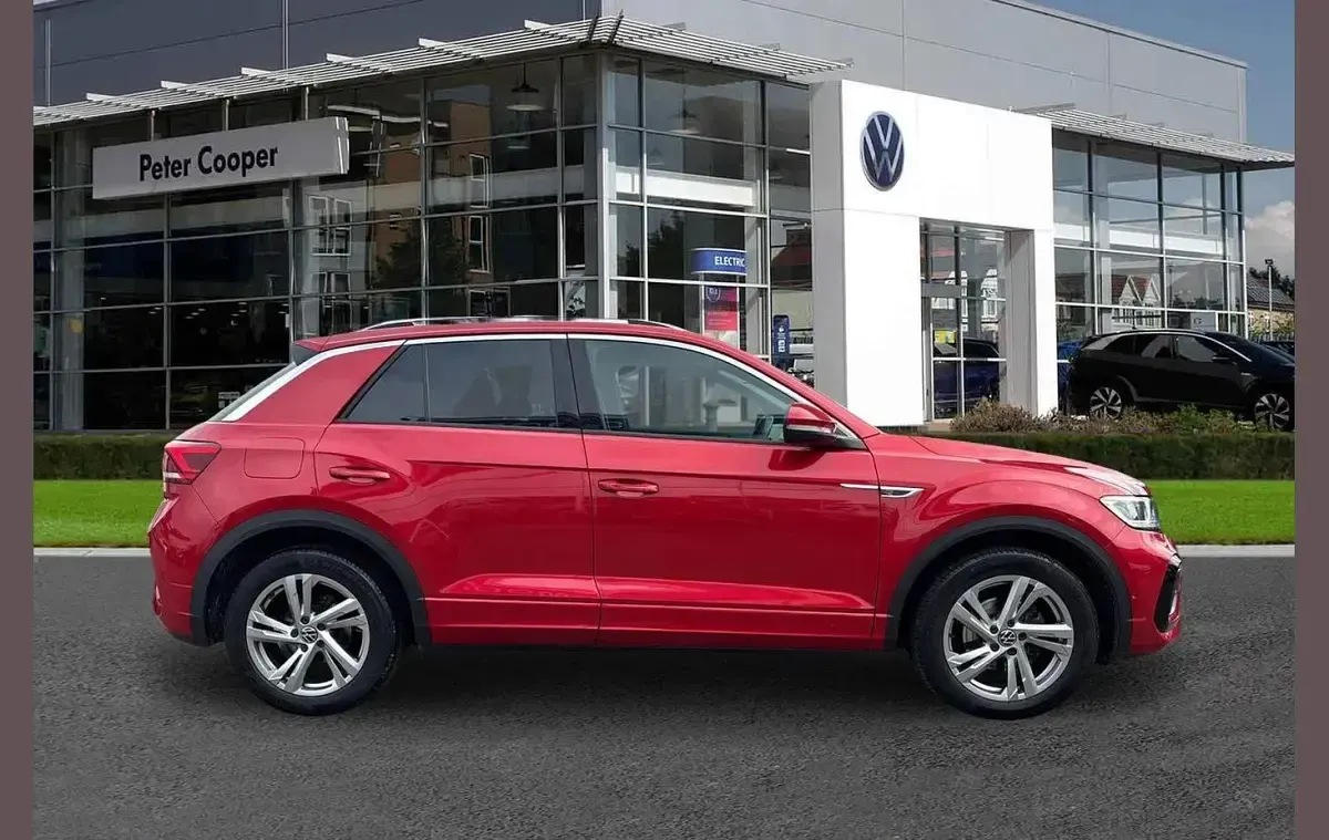 Usado VW T-Roc R-line 150 HP (110 kW) 2022 Vermelho SUV