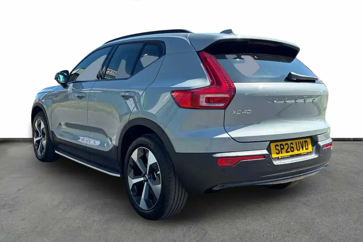 New Volvo XC40 Plus 161 HP (118 kW) 2026 Grey SUV