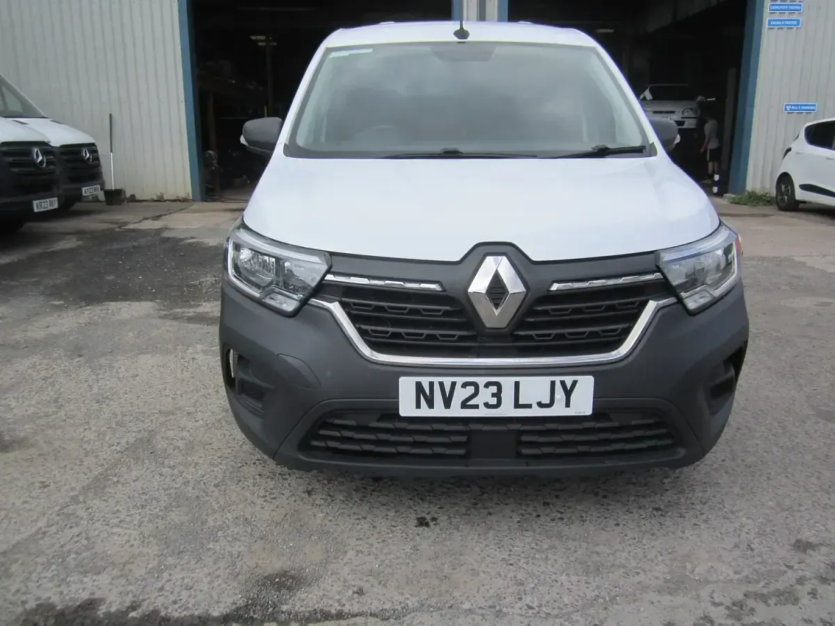Used Renault Kangoo 2023 White MPV