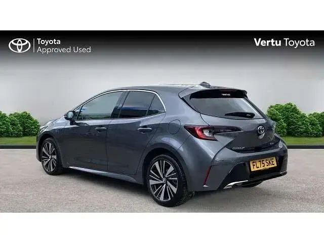 Used Toyota Corolla Design 140 HP (102 kW) 2025 Grey Hatchback