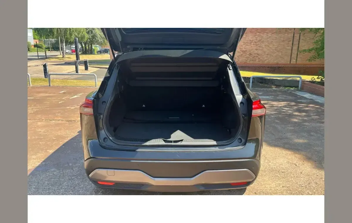 Used Nissan Qashqai N-Connecta 155 HP (114 kW) 2024 Black SUV