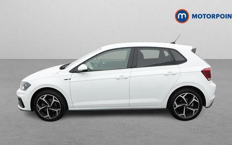 Used VW Polo R-line 110 HP (80 kW) 2021 White Hatchback