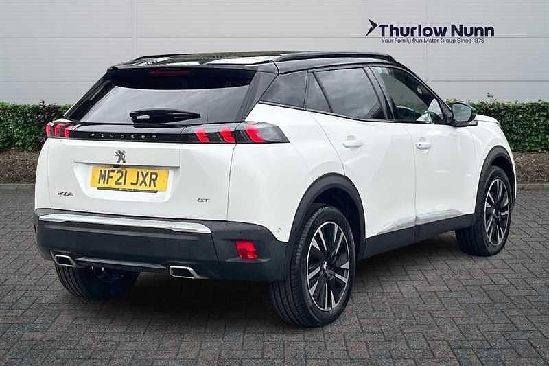 Used Peugeot 2008 Premium 130 HP (95 kW) 2021 White SUV