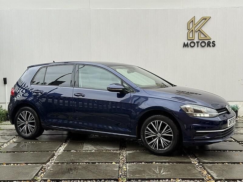 Blue Used 2017 VW Golf VII SE Hatchback | £10,800 (Fair price) - Image 1/4