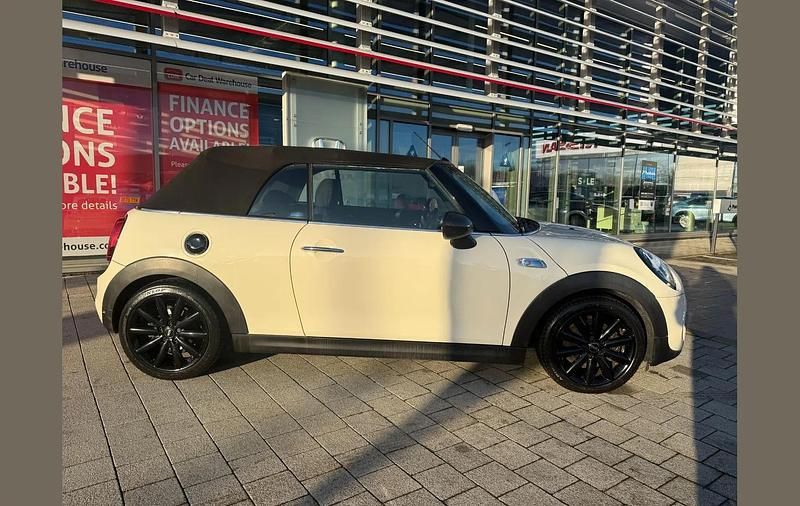 Used Mini Cooper S Cabriolet 188 HP (138 kW) 2018 White Cabriolet