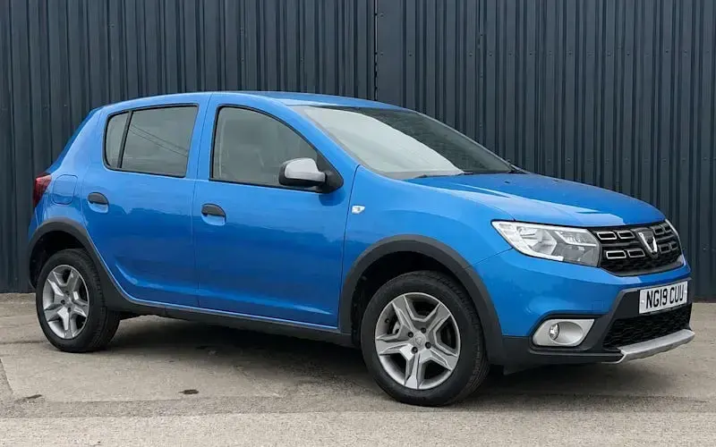 Used Dacia Sandero Essentiel 90 HP (66 kW) 2020 Hatchback