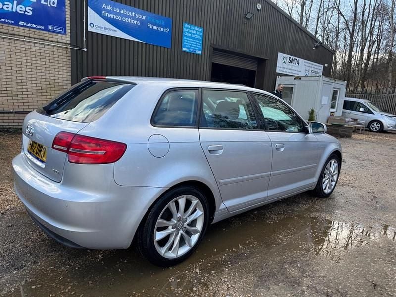 Used Audi A3 Sportback Sport 105 HP (77 kW) 2012 Silver Hatchback