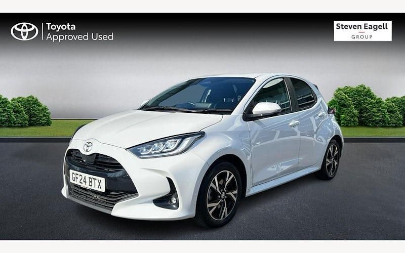 Used Toyota Yaris Hybrid Design 116 HP (85 kW) 2026 Hatchback