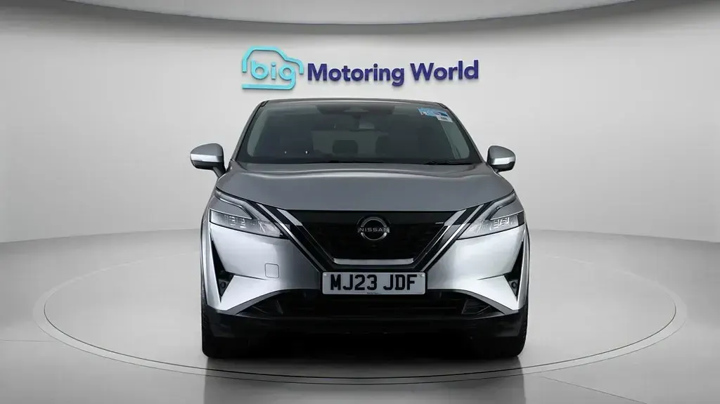 Used Nissan Qashqai N-Connecta 190 HP (139 kW) 2023 Silver SUV