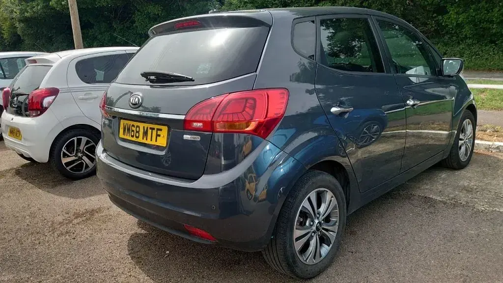 Used Kia Venga 125 HP (91 kW) 2018 Grey Hatchback