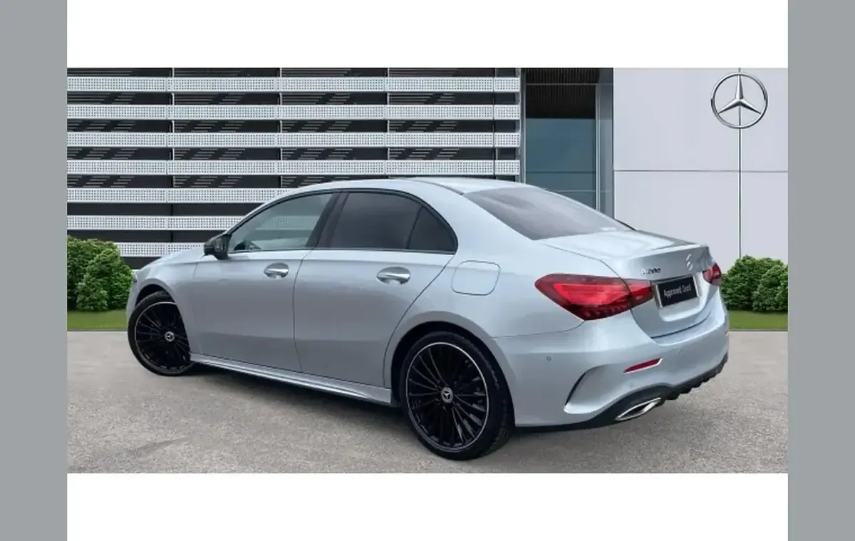 Used Mercedes A200 AMG Line Premium Plus 161 HP (118 kW) 2025 Silver Sedan