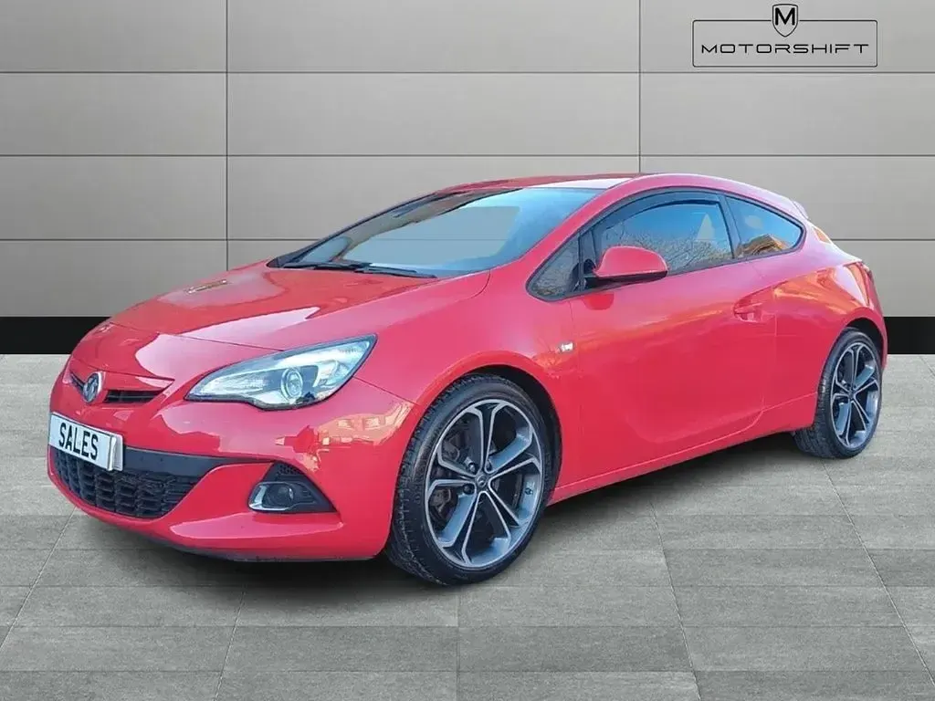 Used Vauxhall Astra GTC Edition 140 HP (102 kW) 2015 Red Coupe