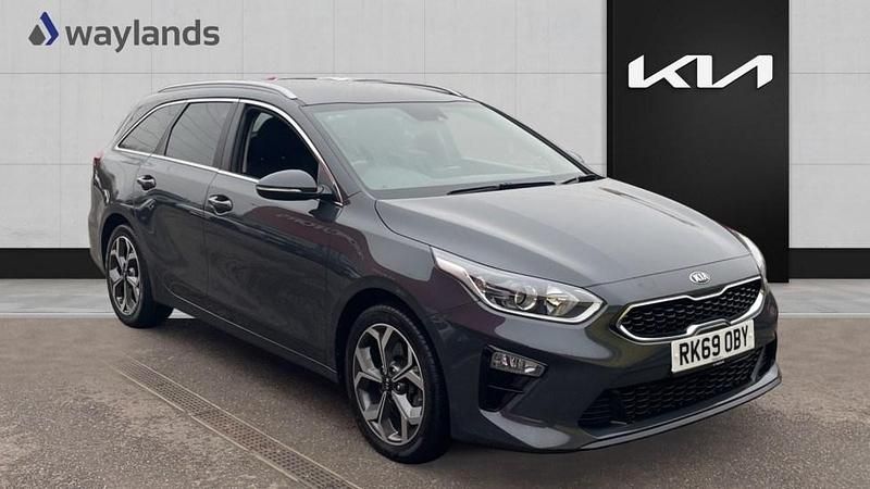 Grey Used 2019 Kia Ceed 3 Estate | £11,495 (Fair price) - Image 1/4