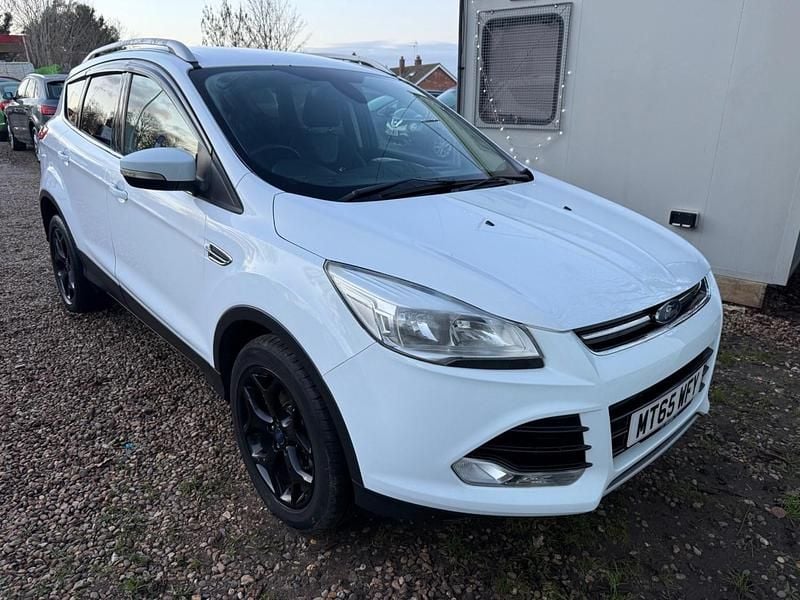 Used Ford Kuga Titanium 2015 White SUV