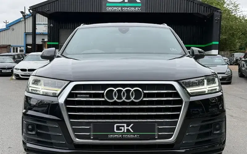 Used Audi Q7 S-Line 272 HP (200 kW) 2015 Black SUV