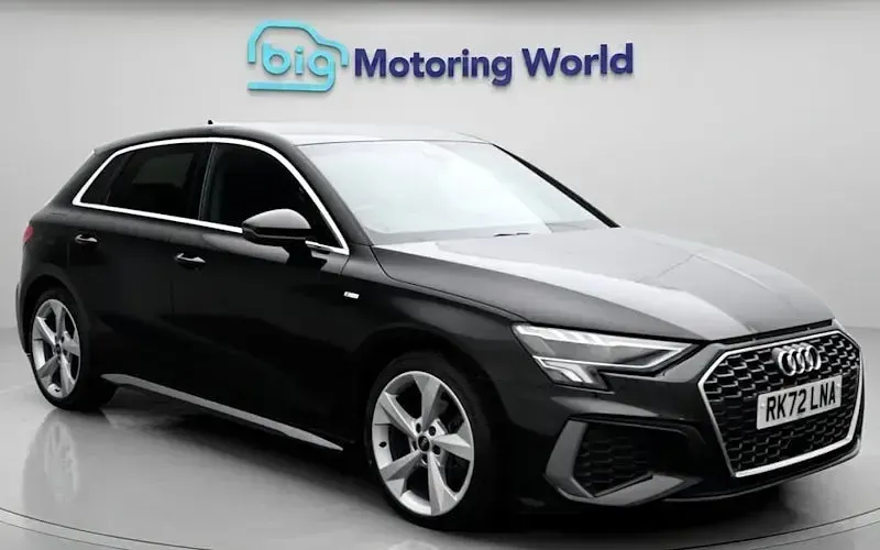 Second-hand Audi A3 Sportback S-Line 150 CP (110 kW) 2024 Hatchback