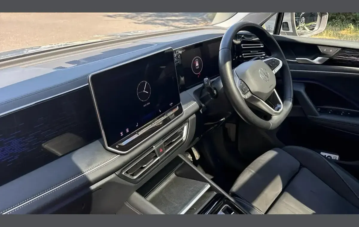 Used VW Tiguan Elegance 147 HP (108 kW) 2024 Silver SUV