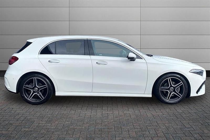 Used Mercedes A180 Executive 136 HP (100 kW) 2025 White Hatchback