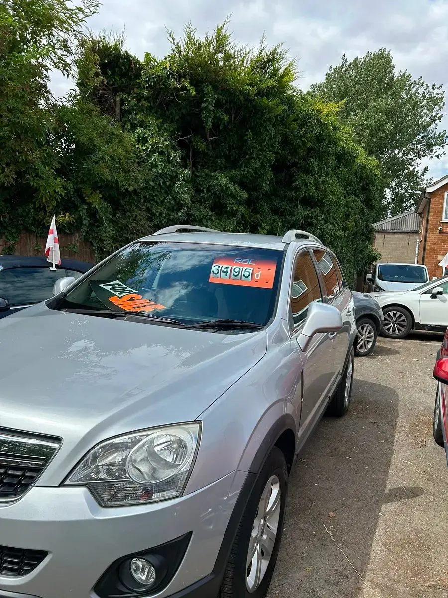 Used Vauxhall Antara 163 HP (119 kW) 2013 Silver SUV