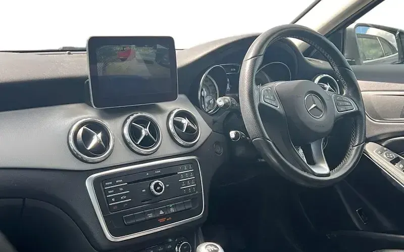 Used Mercedes GLA200 136 HP (100 kW) 2016 Grey SUV