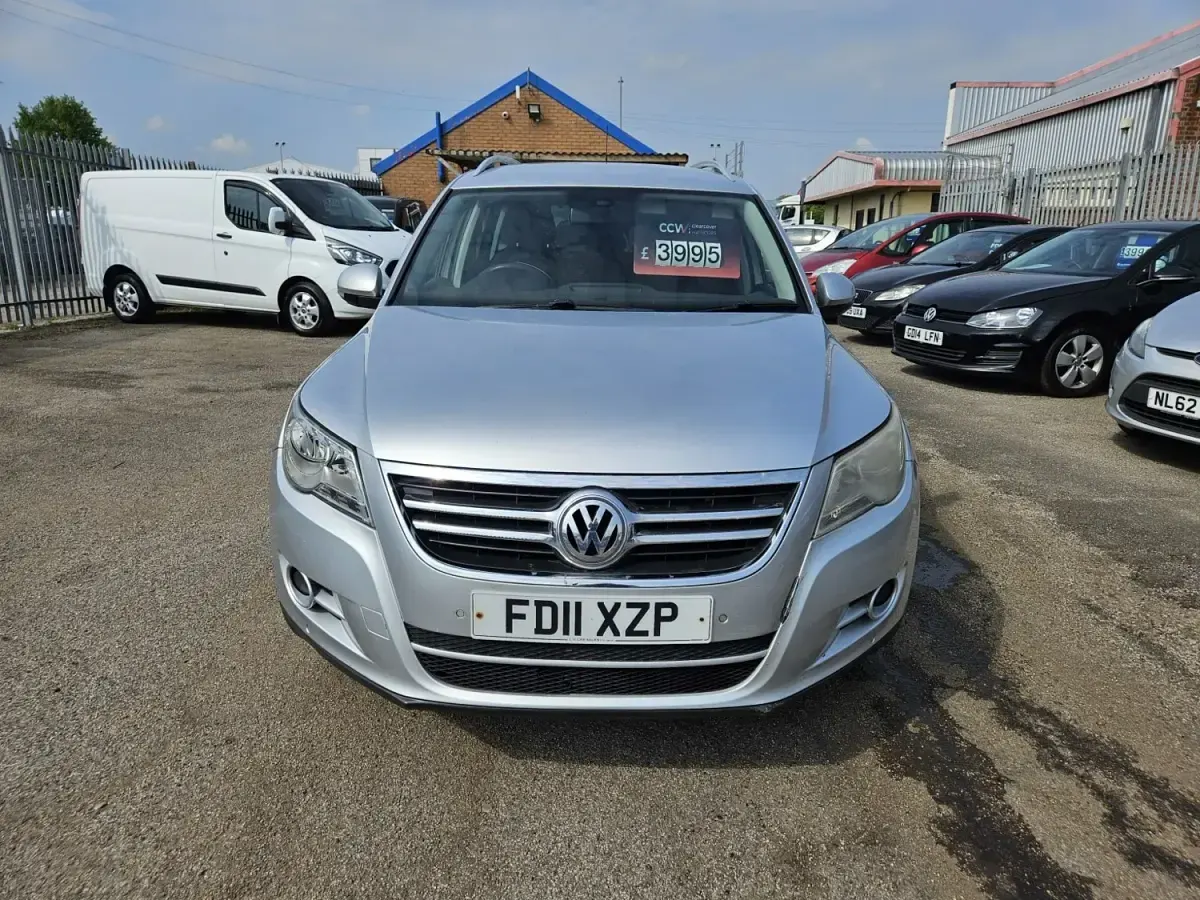 Usado VW Tiguan Match 2011 Prateado SUV